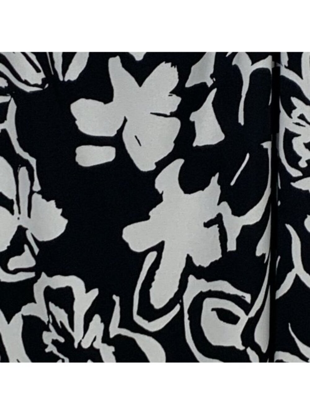 LOFT Women's XS Black White Floral Halter Blouse Sleeveless Top Casual - Picture 7 of 8